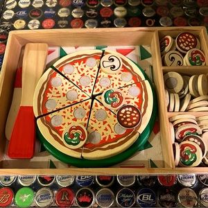 Melissa and Doug pizza set